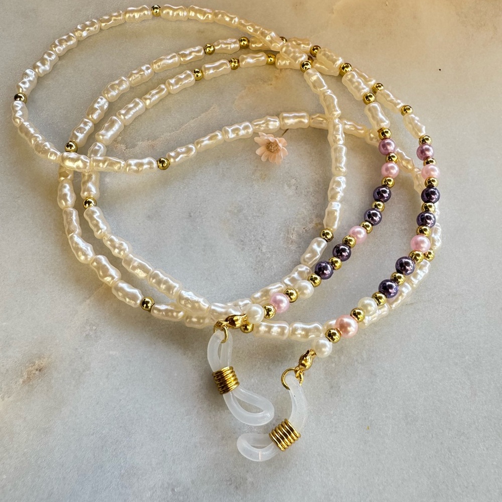 NWT beaded Eye Glasses chain